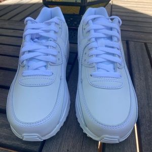 Nike Air Max 90 LTR shoes (BRAND NEW)